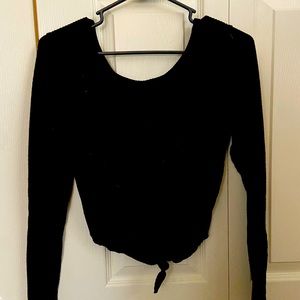 cropped black long sleeve
